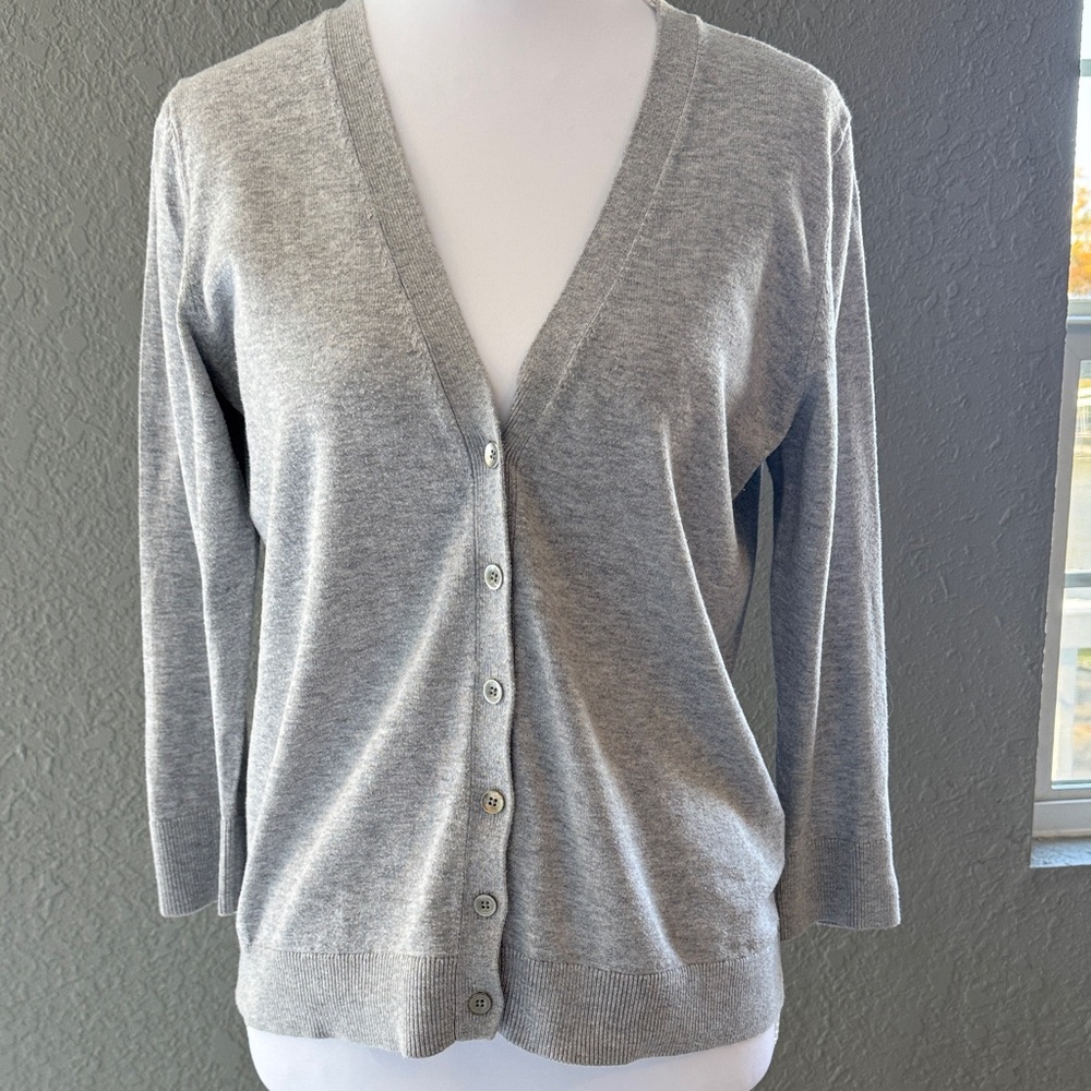 GAP Light Gray Women's Button-Up Cardigan